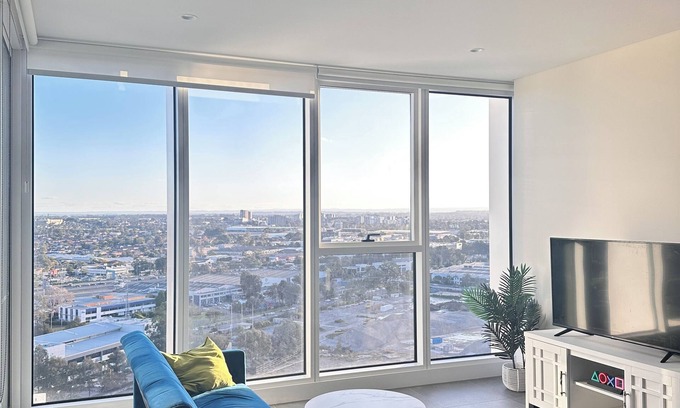 Lidcombe Apartment | Luxurious City View at Sydney Olympic Park