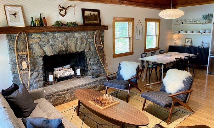 Copake Falls Cabin | Luxurious & Modern 3 BR 1.5 Bath Log Cabin