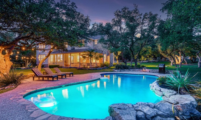 Bulverde Other | "Luxurious Moya's ranchette " mini horses,heated pool,games