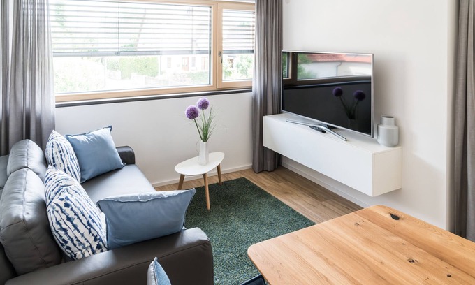 Meitingen Apartment | Luxurious, new business apartment /boarding house /apartment