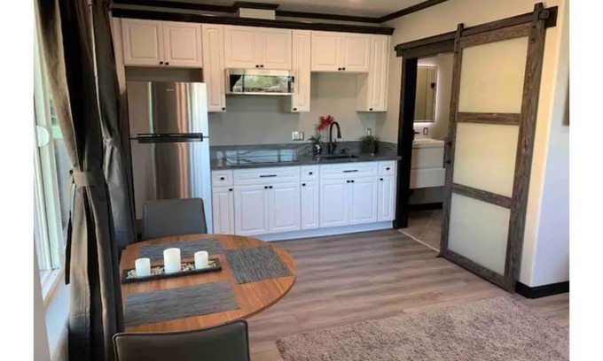Downey Apartment | Luxurious Stay in L.A: Welcome to Downey
