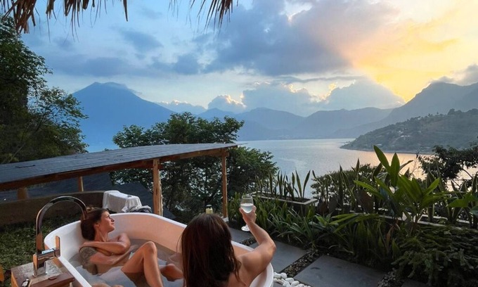 Pasajcap Cabin | Luxury 1 BR Loft Villa w/amazing outdoor shower