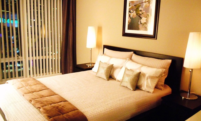 Downtown Toronto Condo | Luxury 1 Bedroom Condo in the Heart of Downtown Toronto