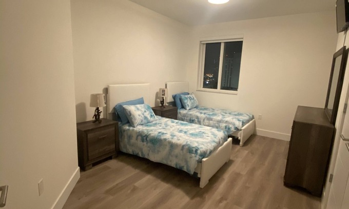 Riverwalk Fort Lauderdale Apartment | Luxury 2 Bedroom Apartment in the sky.