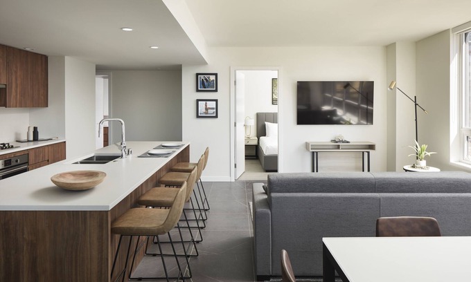 Belltown Hotel | Luxury 2-Bedroom Suite w/Balcony, Pools, Gym & More in Seattle's Heart!