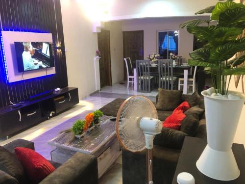 Epetu Apartment | Luxury 3 BDR Secure Estate in Ibeju Lekki opposite Golf Course