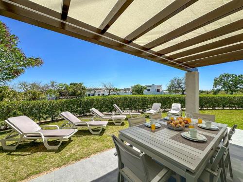 Alpouvar Apartment | Luxury 3 Bedroom Apartment, Albufeira Resort