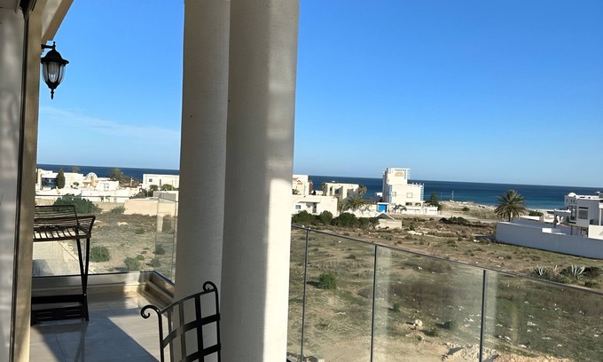 Mahdia Apartment | Luxury 3 Bedrooms Apartment Sea View