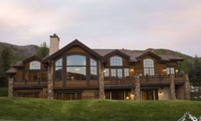 Snowmass Village House | Luxury 4 bedroom home in Snowmass Village with WiFi