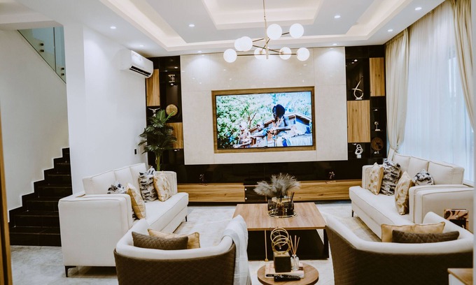Ofin House | Luxury 4 Bedroom Apartment in Victoria Island