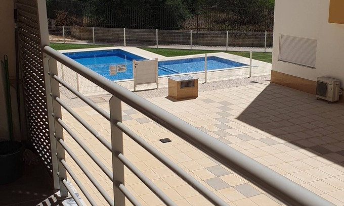 Sao Pedro Condo | Luxury apartment with pool, 200m from the beach and terrace with barbecue