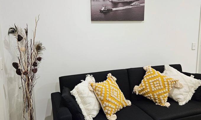 Epping Apartment | Luxury apartment, best of Sydney with easy access to everything.