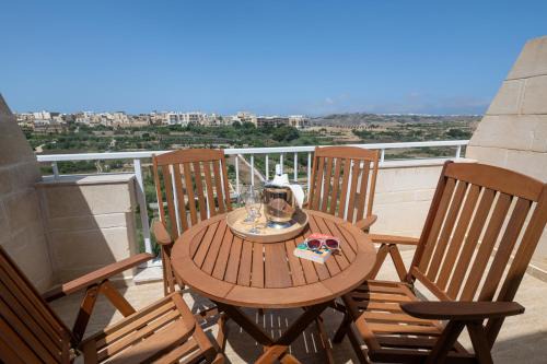 Xaghra Apartment | Luxury Apartment Valley Views A8