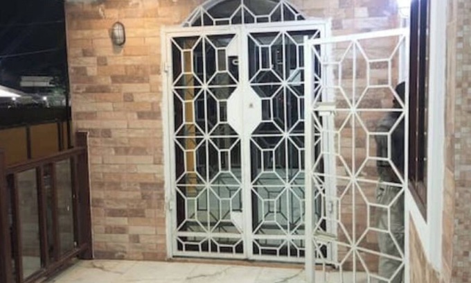 Monrovia House | Luxury Apartmentnn