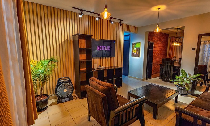 Ntinda Apartment | Luxury At The 3BD Martyr's Villa Unlimited wifi and Netflix