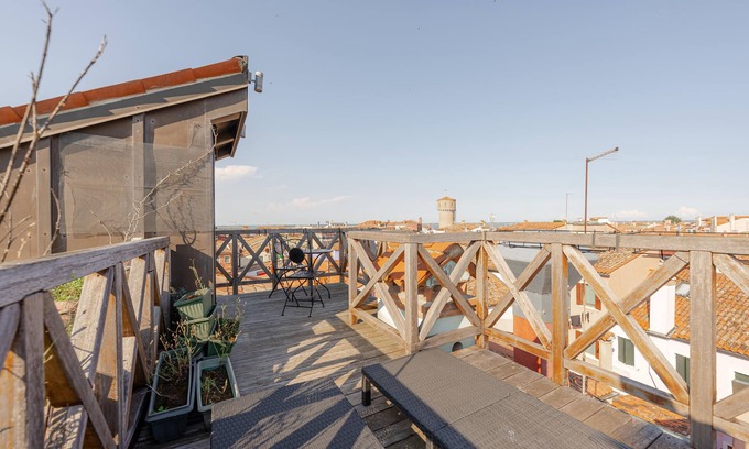Burano Apartment | Luxury Burano Penthouse - Lagoon View