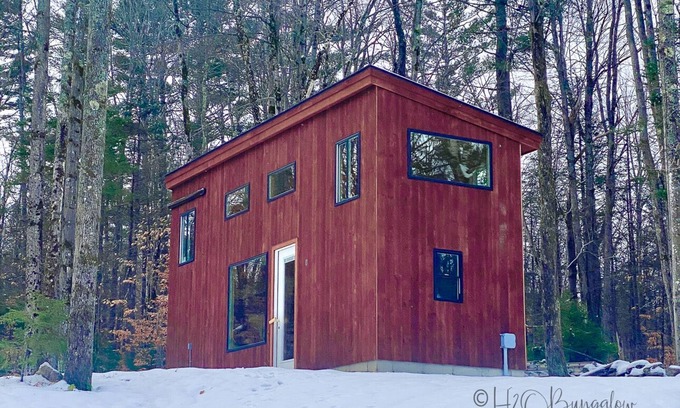 Cavendish Cabin | Luxury Cabin #3 Hot Tub, Kayaks, Paddle Boards, Private Fire Pit