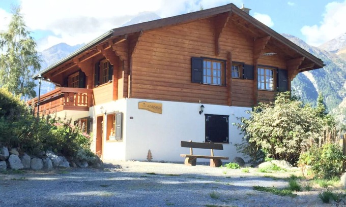 Graechen Ski Chalet | Luxury chalet (approx. 170 sqm) in a dreamlike mountain setting - Valais (Grächen/near Zermatt)