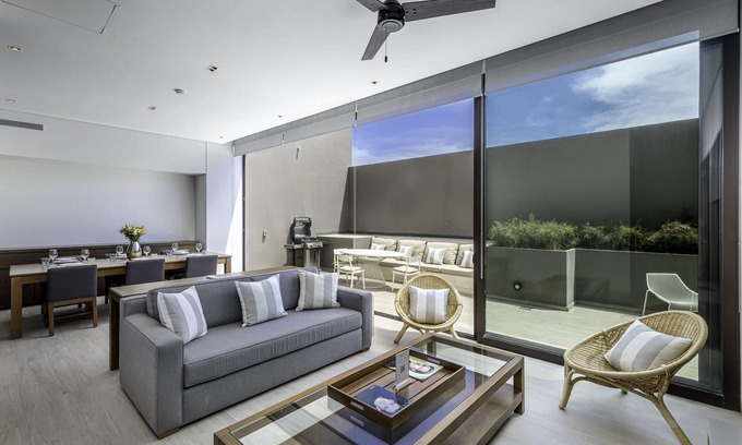 El Medano Ejidal Apartment | Luxury Condo at Paraiso Mall & Cabo Marina l 8 Pax