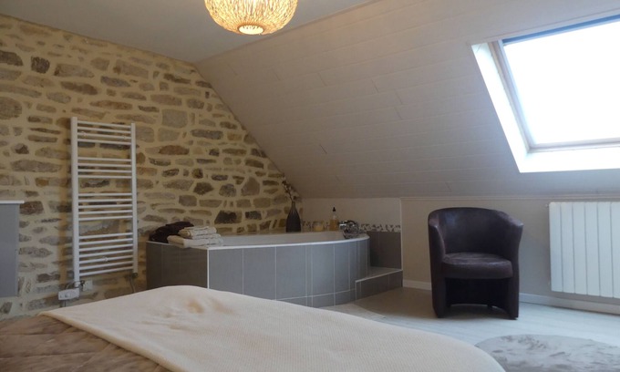 Saint-Evarzec Cottage | Luxury cottage