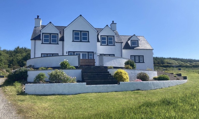 Stranraer House | Luxury Cottage in a Scottish Coastal location with view over rolling countryside