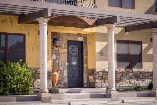 Moab Apartment | Luxury Downtown Rental (Hot Tub/Pet Friendly) - La Dolce Vita Villas #9