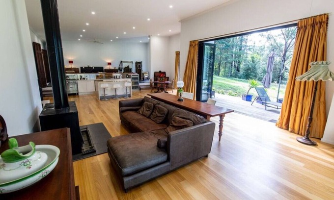 Foxground Other | Luxury family seclusion in native forest! O/views! 12mins to villages/beaches!