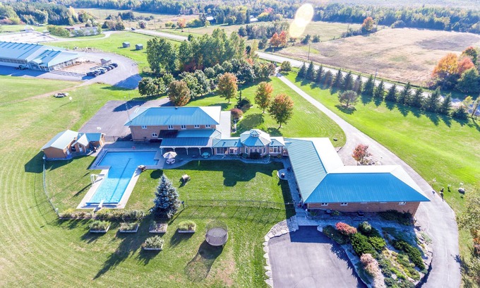 Bethany House | Luxury for all ages, One-of-a-kind Pool and Zen with Horses