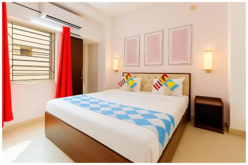 Kolkata Hotel | LUXURY GUEST HOUSE SUDARSHAN VILLA - Near Bus Stop & Ruby Hospital - Only Indians Allowed - #RoomService #Parking #wifi - Fully Air Conditioning Hotel In Kolkata