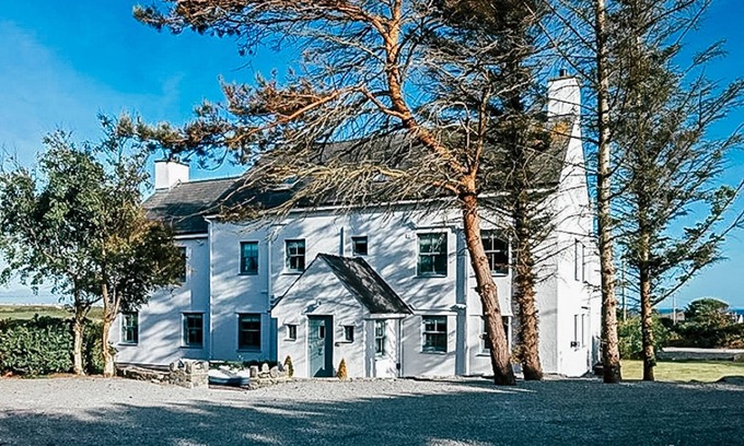 Rhoscolyn House | Luxury Homes Sleeping up to 30+2 guests