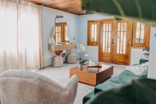 Alegrias House | Luxury house with Jacuzzi in the Coffee Region