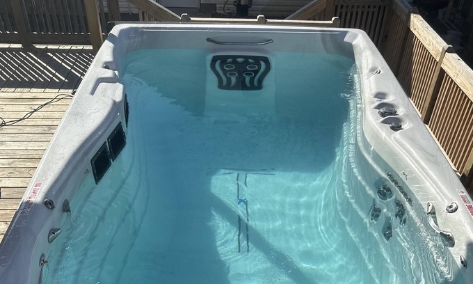 Dayton House | Luxury jacuzzi Spa house