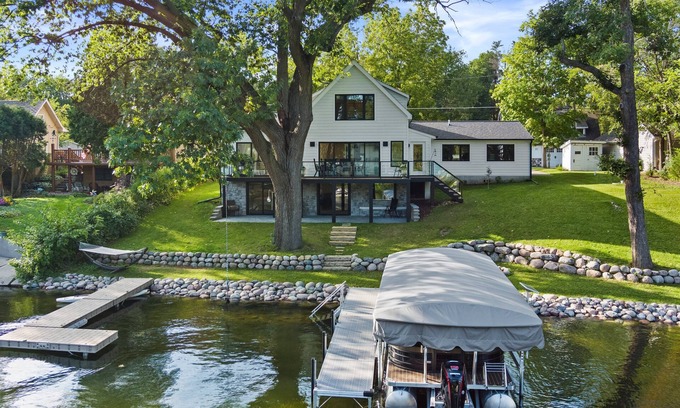 Okauchee Lake House | Luxury Lakefront Home, Okauchee Lake's Finest Swim Frontage, 3 levels LakeViews