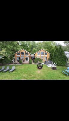 Blossvale Villa | Luxury Lakehouse on Oneida Lake