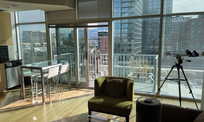 LoDo Condo | Luxury Lodo Denver High-Rise, Amazing Denver views, near Union Station, pool