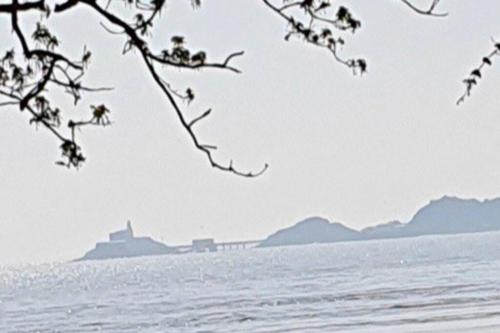 Mumbles Apartment | Luxury Mumbles View Studio Apartment