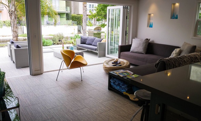Marina Peninsula Condo | Luxury on the Venice Canals | Walk to Beach