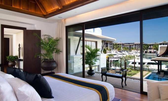 Koh Kaew Condo | Luxury Penthouse in the heart of the Marina