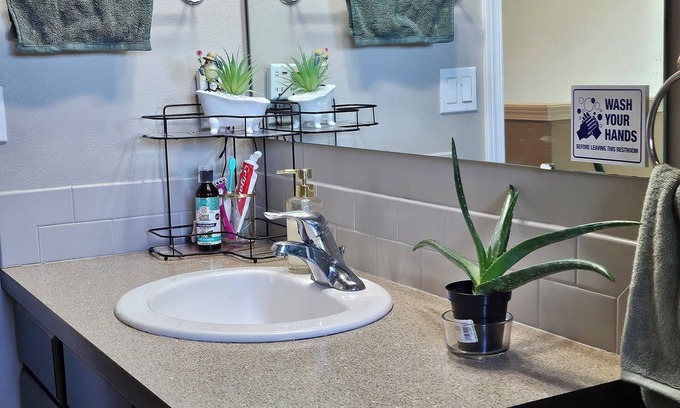 Pasco House | Luxury rental, Spare room