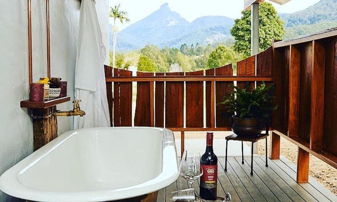 Dum Dum Villa | Luxury Romantic Getaways at Mt Warning Estate