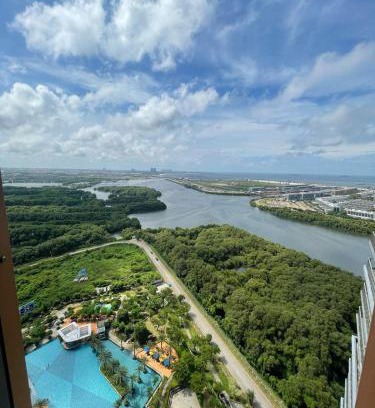 Pantai Indah Kapuk Apartment | Luxury Sea View 1BR Oakwood Gold Coast PIK