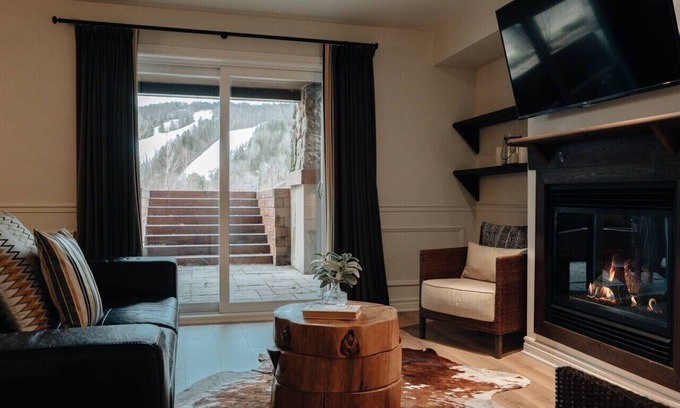 Saint-Sauveur Apartment | Luxury ski-in/ski-out condo in Saint-Sauveur