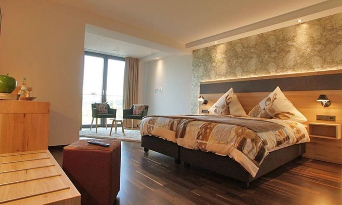 Geichlingen Apartment | Luxury suite with whirlpool and sauna - Boutiquehotel Genusswerk Eifel