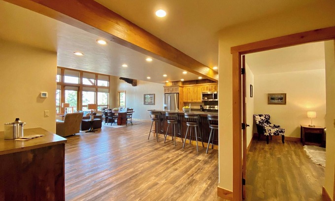 Bigfork House | Luxury Townhome next to Clubhouse