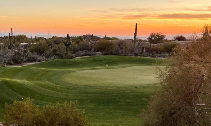 Troon North House | Luxury townhouse On the Green Troon