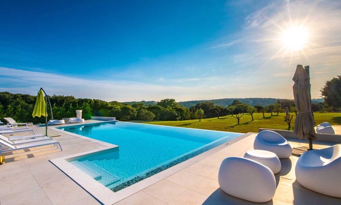 Vintijan Villa | Luxury Villa Artemis with Heated Pool