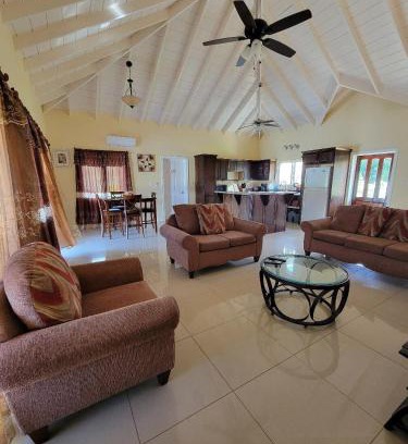 Barnes Ghaut Villa | Luxury Villa, Cades Bay, Nevis - Villa Tranquil