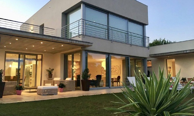 Perelada Villa | Luxury Villa - On Peralada 18 Hole Golf Course - Costa Brava - Private Swimming Pool