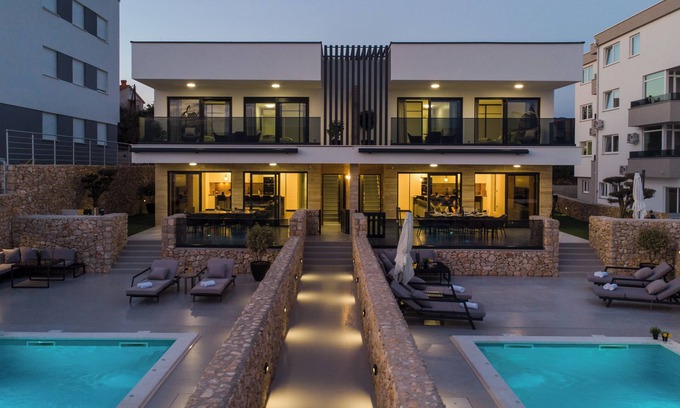 Novalja Villa | Luxury Villas Noa and Great escape for 20 people with private pools