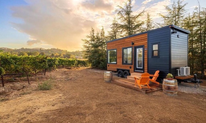 Ramona Cabin | Luxury Vineyard Escape w Fireplace - Syrah